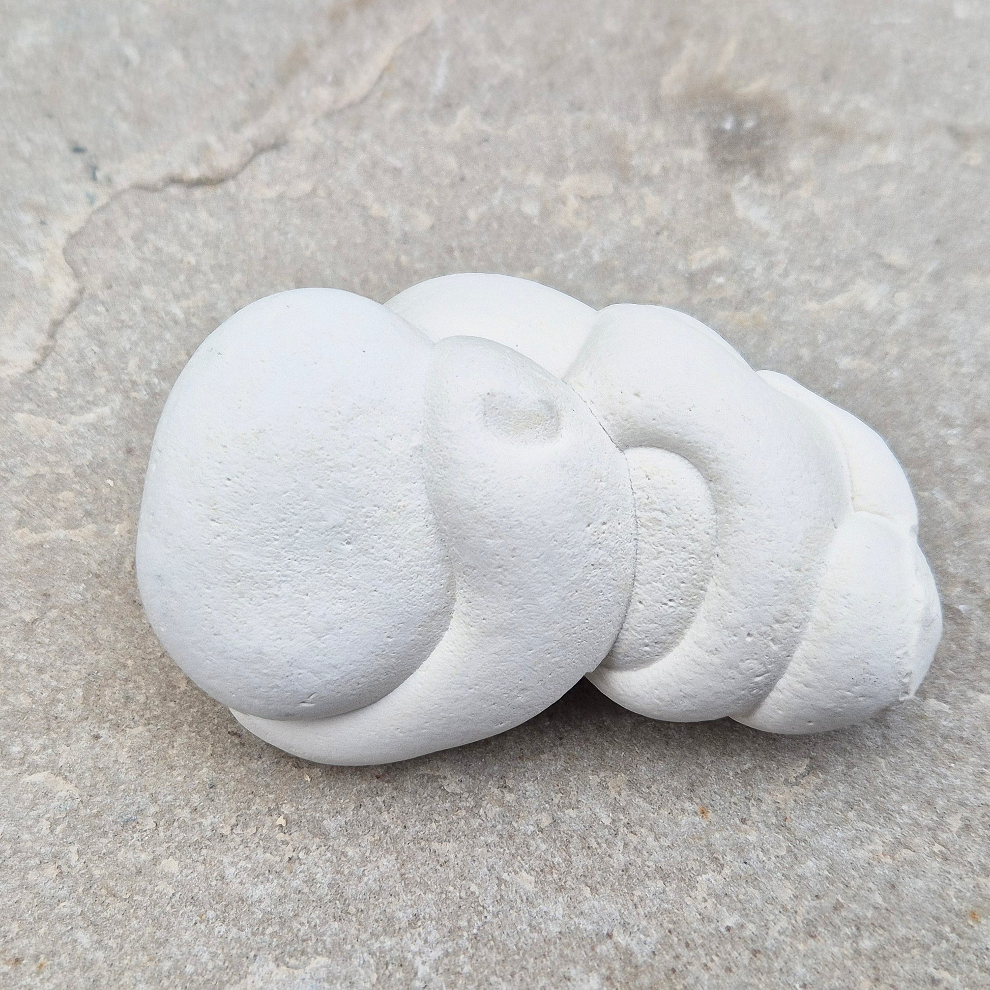 Menalite Freeform from Morocco – Goddess Stone of feminine wisdom, grounding and transformation. A nurturing crystal for meditation and life’s cycles.