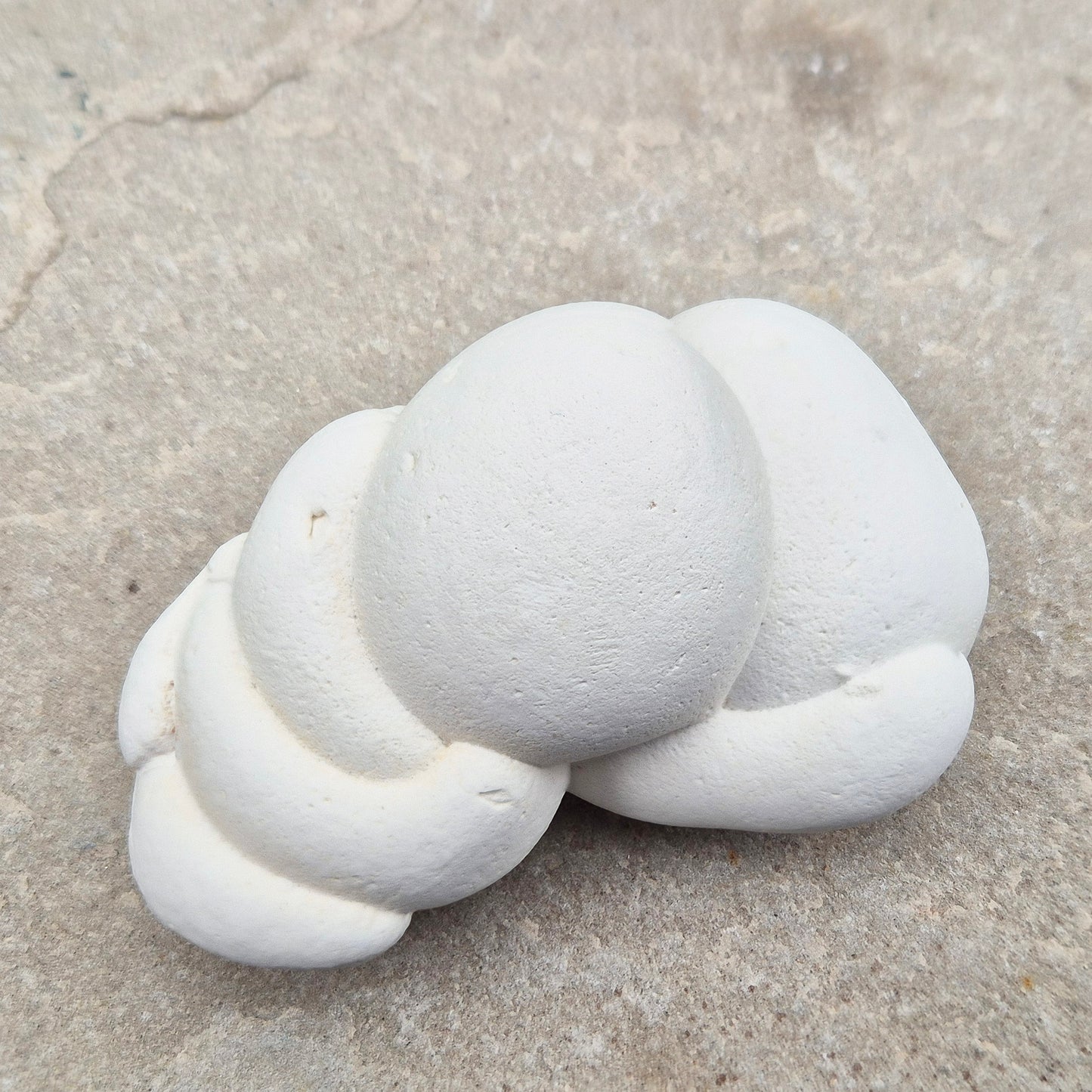 Menalite Freeform from Morocco – Goddess Stone of feminine wisdom, grounding and transformation. A nurturing crystal for meditation and life’s cycles.