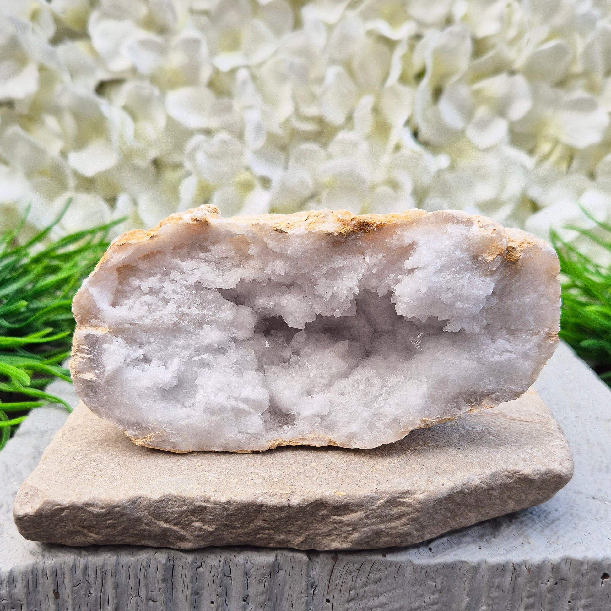 Beautiful quartz geode pair with a gentle, room-settling energy. Perfect for peaceful décor, spiritual spaces, and meaningful crystal gifts.