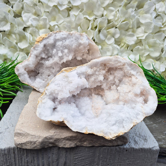 Striking quartz geode pair that radiates gentle, ambient energy. Great for mindful décor, gifting, and creating a calm, welcoming space.