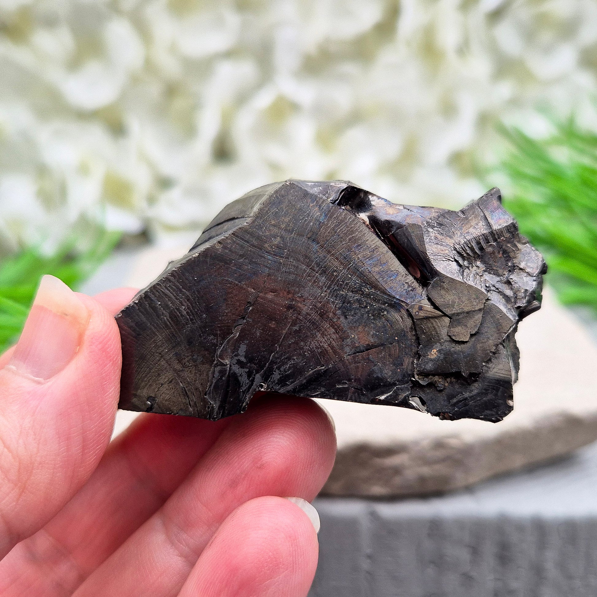 Colombian Shungite for grounding and energetic protection. A natural stone used to stabilise energy, reduce unwanted vibes, and support a balanced space.