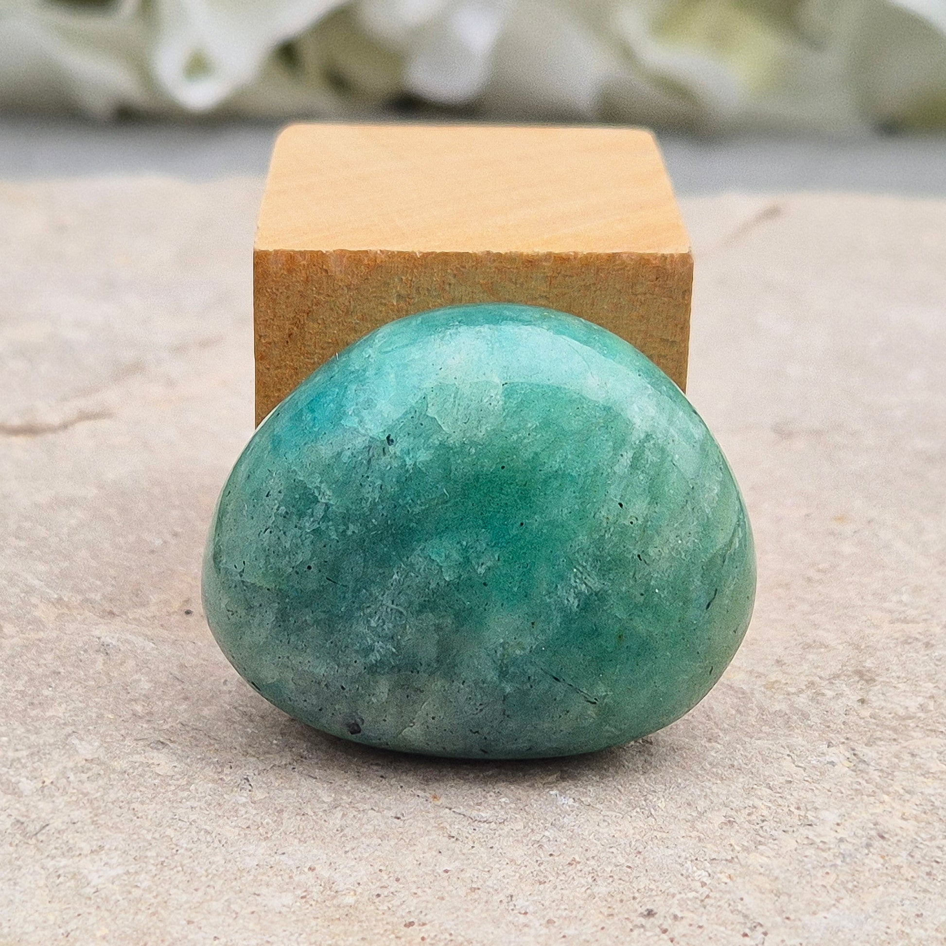 Polished Amazonite galets with calming, balanced energy. Ideal for easing stress, open communication, and supportive everyday use. 