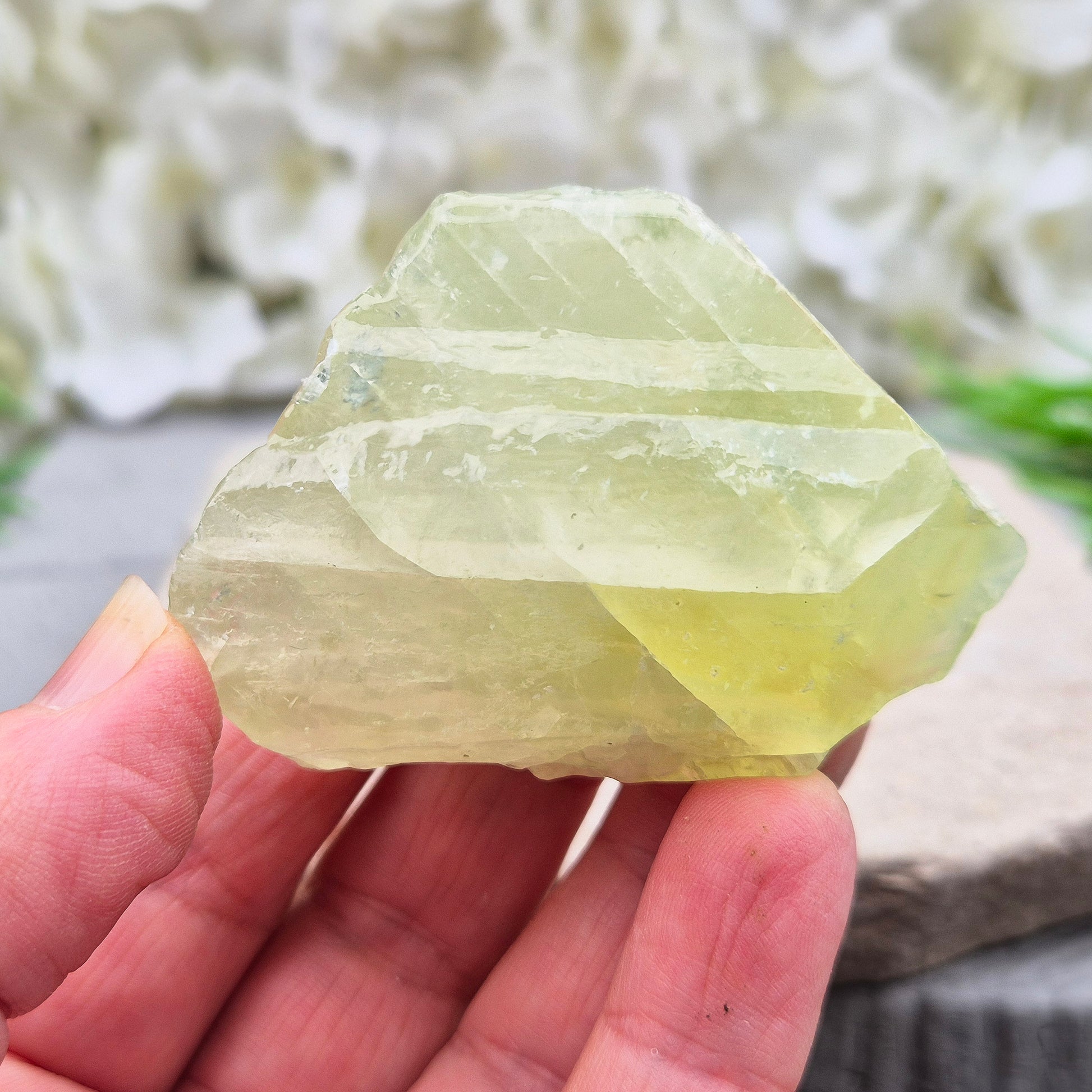 Soothing Green Calcite chunk that encourages release, emotional balance and gentle renewal. Ideal for heart-centred energy work and fresh starts.