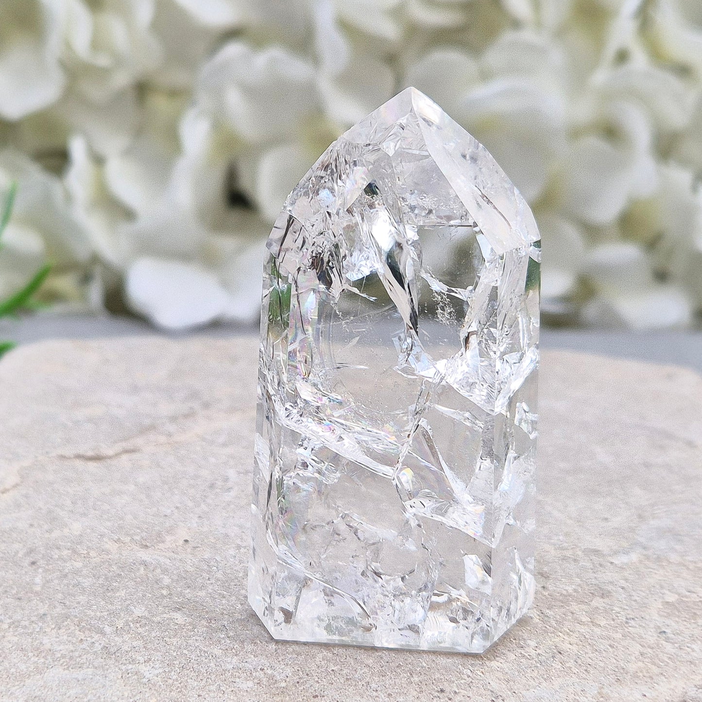 Amplify energy with this Fire and Ice Quartz point. Perfect for clarity, healing, and balancing ying-yang energies.