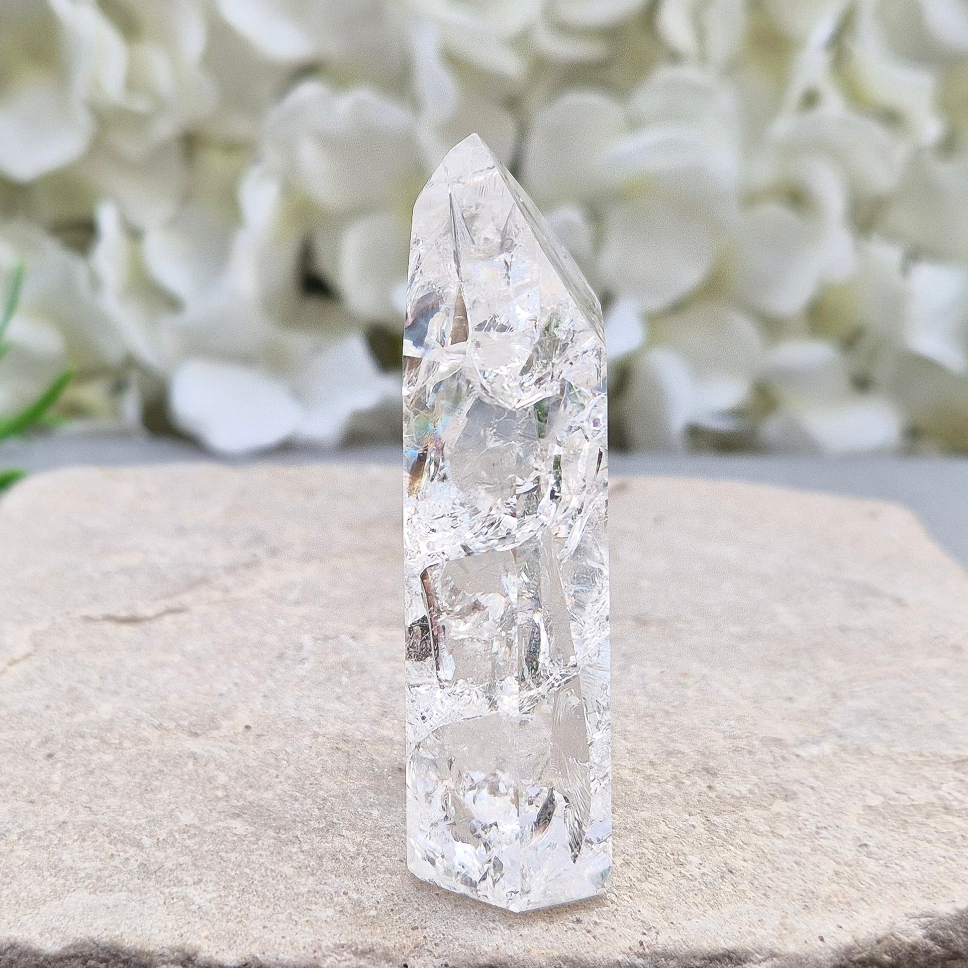 Amplify energy with this Fire and Ice Quartz point. Perfect for clarity, healing, and balancing ying-yang energies. 