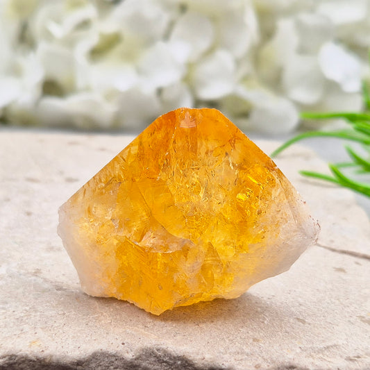 Citrine Crystal Standing Point. A stone to attract joy, success and abundance. Used to motivate, give confidence and feel more positive about yourself.