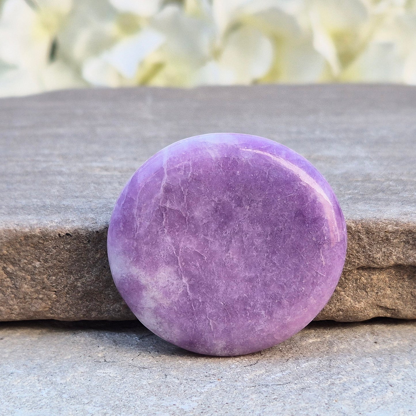 Beautiful Lepidolite crystal in gentle purple tones. A comforting crystal for stress, overwhelm, and relaxation — perfect as a thoughtful gift or daily support.