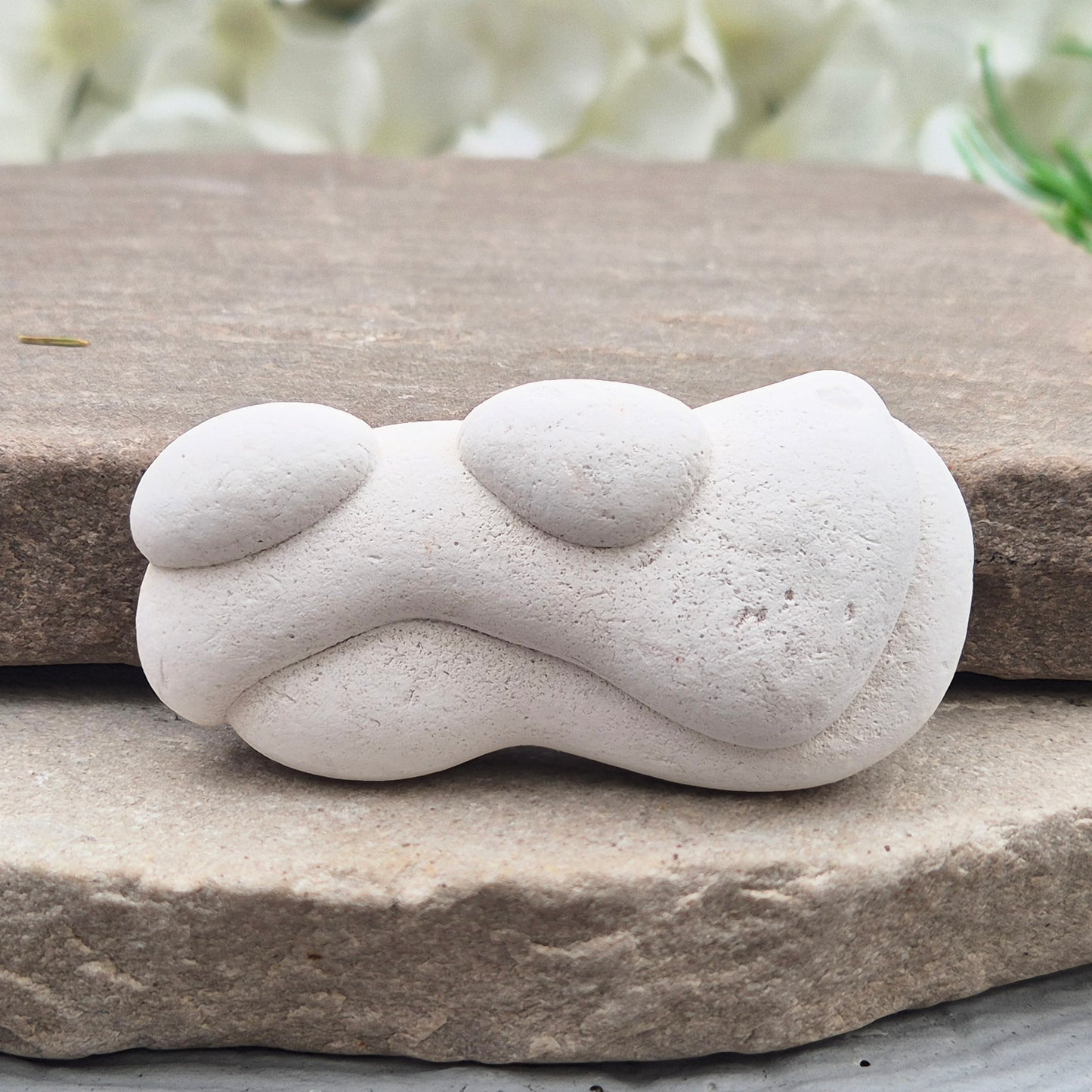 Sacred menalite stone supports transformation, ancestral healing & feminine energy. A powerful ally for meditation & growth. Connect to the goddess within you.