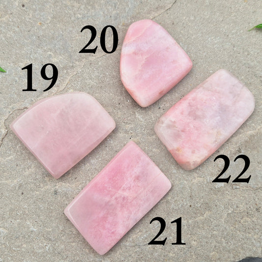 Pink Petalite polished slice with soft pale pink tones. Ideal for jewellery making, crystal grids, or carrying as a small calming stone.