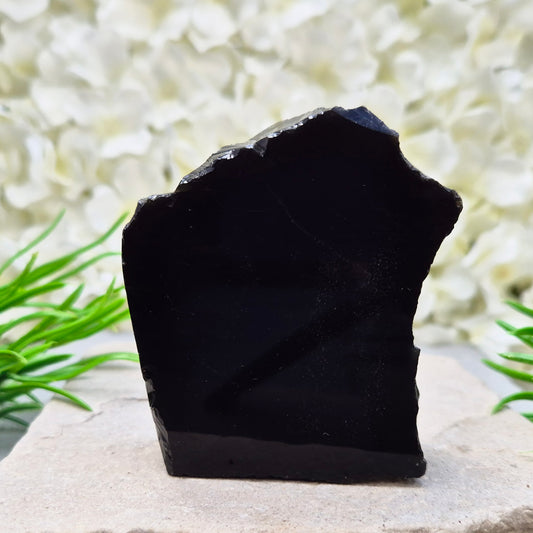 Grounding and protective, Black Obsidian helps release emotional blocks, reveal hidden truths, and bring calm balance during times of change.