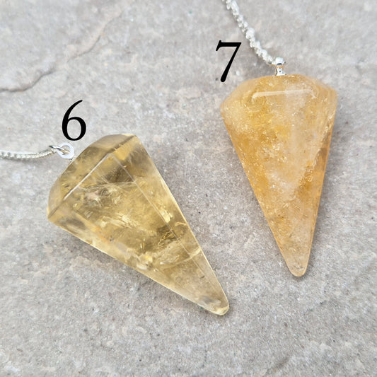 Citrine Crystal Pendulum – Genuine Healing Crystal for Dowsing, Reiki & Spiritual Guidance. Bright uplifting energy for divination and balance.
