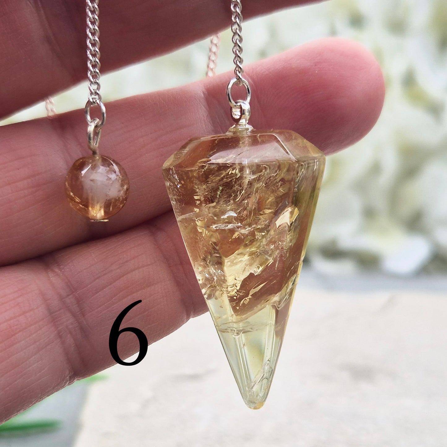 Citrine Crystal Pendulum – Genuine Healing Crystal for Dowsing, Reiki & Spiritual Guidance. Bright uplifting energy for divination and balance.