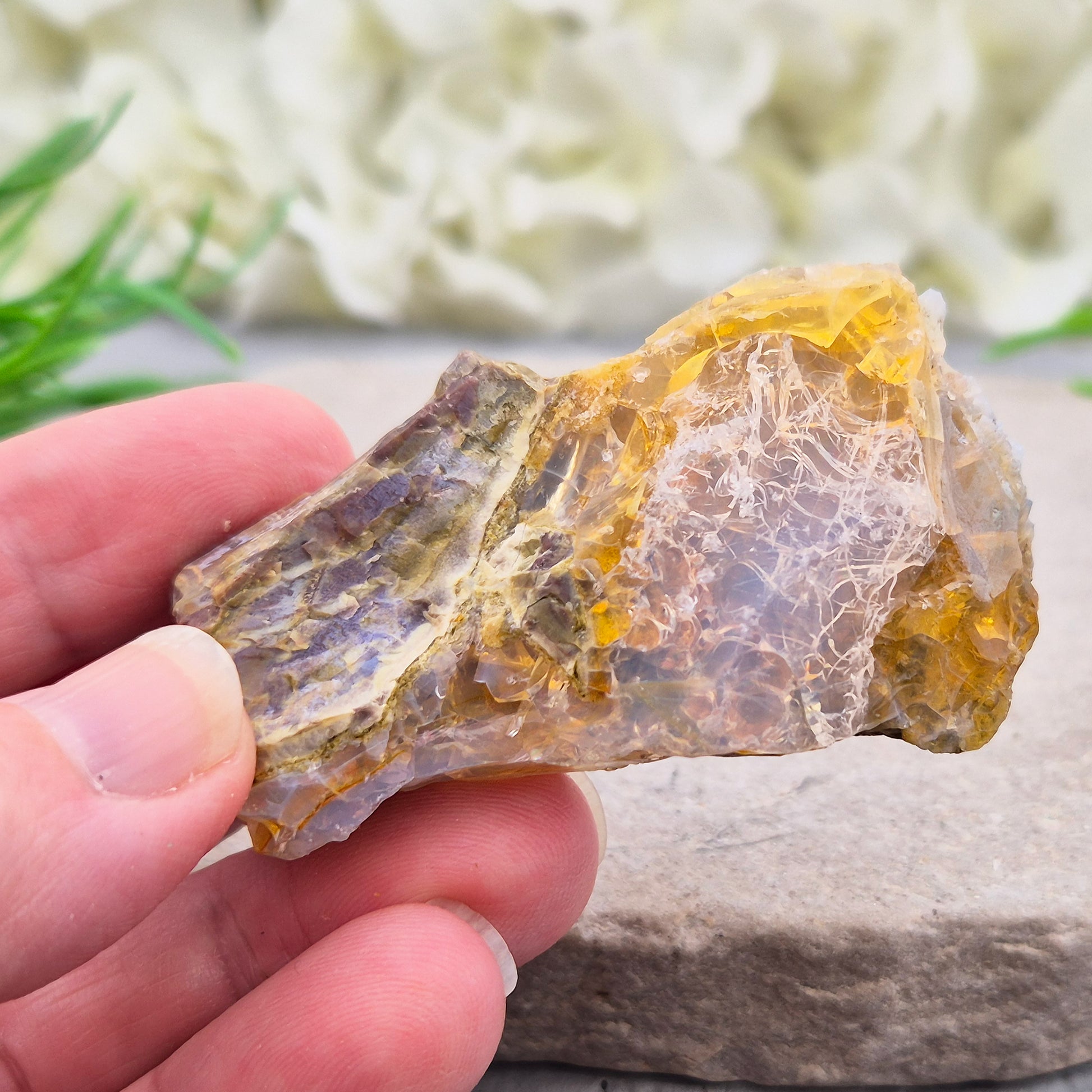 Natural Butte Opal from Oregon, USA. A genuine opal specimen with beautiful natural patterns, perfect for crystal collectors and mineral displays.
