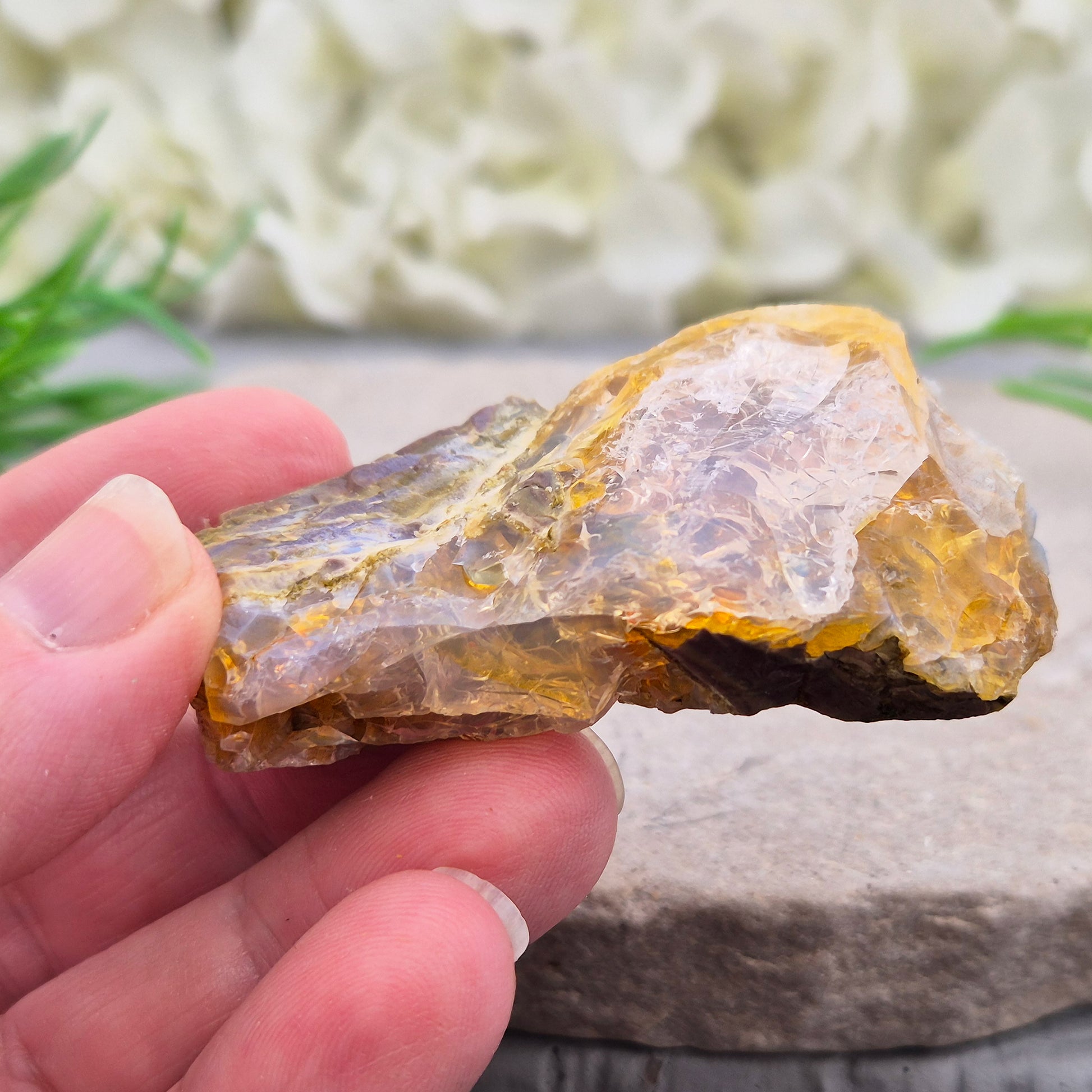 Natural Butte Opal from Oregon, USA. A genuine opal specimen with beautiful natural patterns, perfect for crystal collectors and mineral displays.