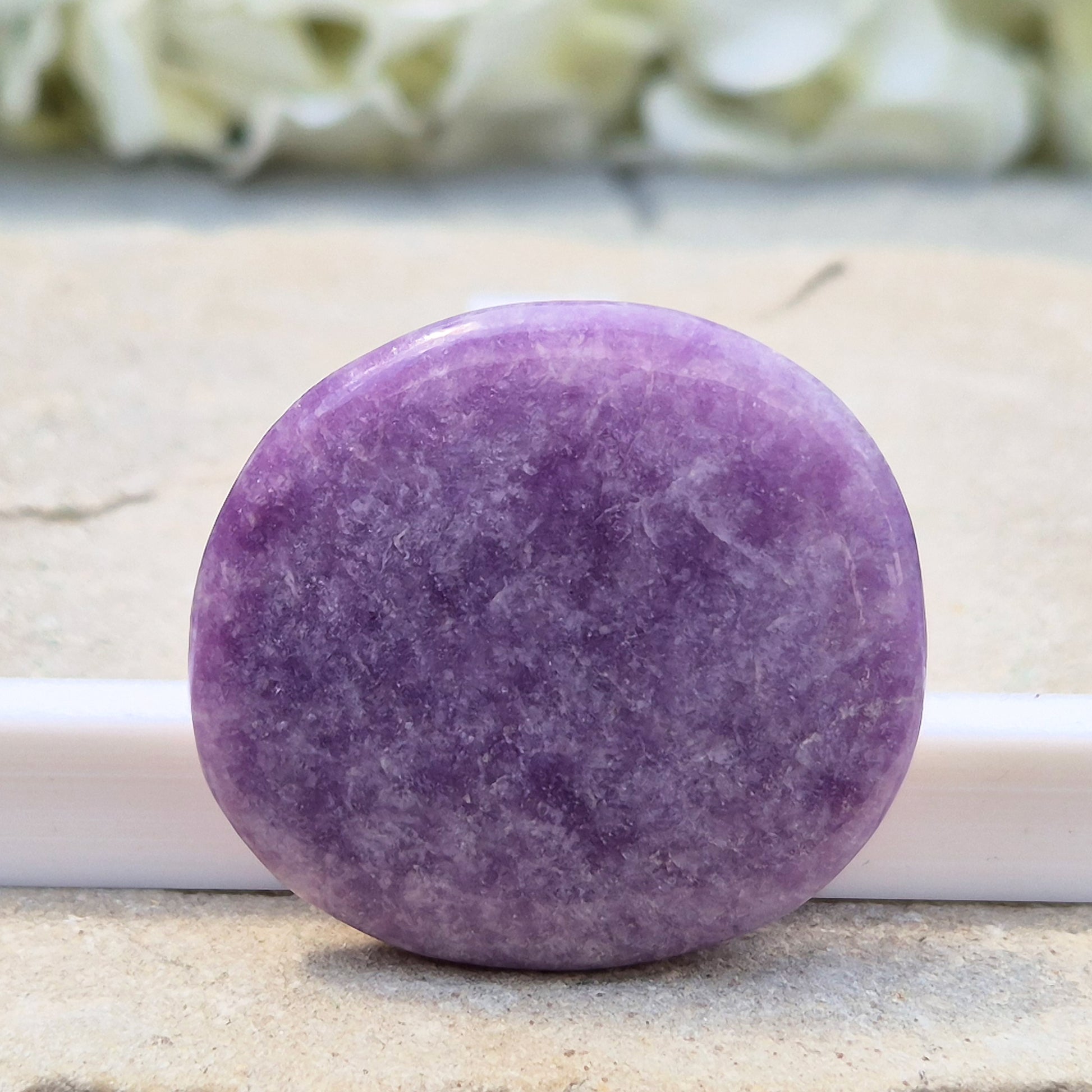 Beautiful Lepidolite crystal in gentle purple tones. A comforting crystal for stress, overwhelm, and relaxation — perfect as a thoughtful gift or daily support.