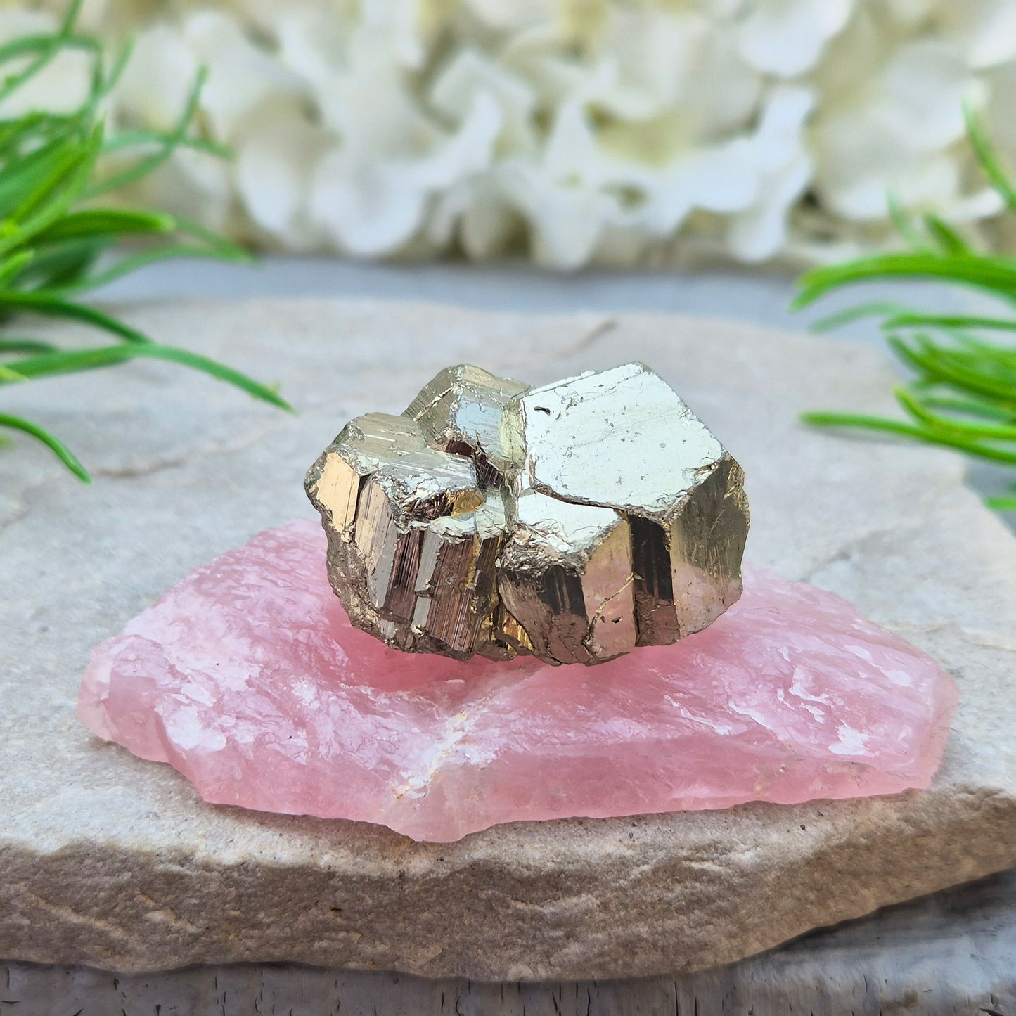 Rose Quartz display platform from South Africa — combines gentle, loving energy with a practical flat surface for crystals, jewellery, or décor.