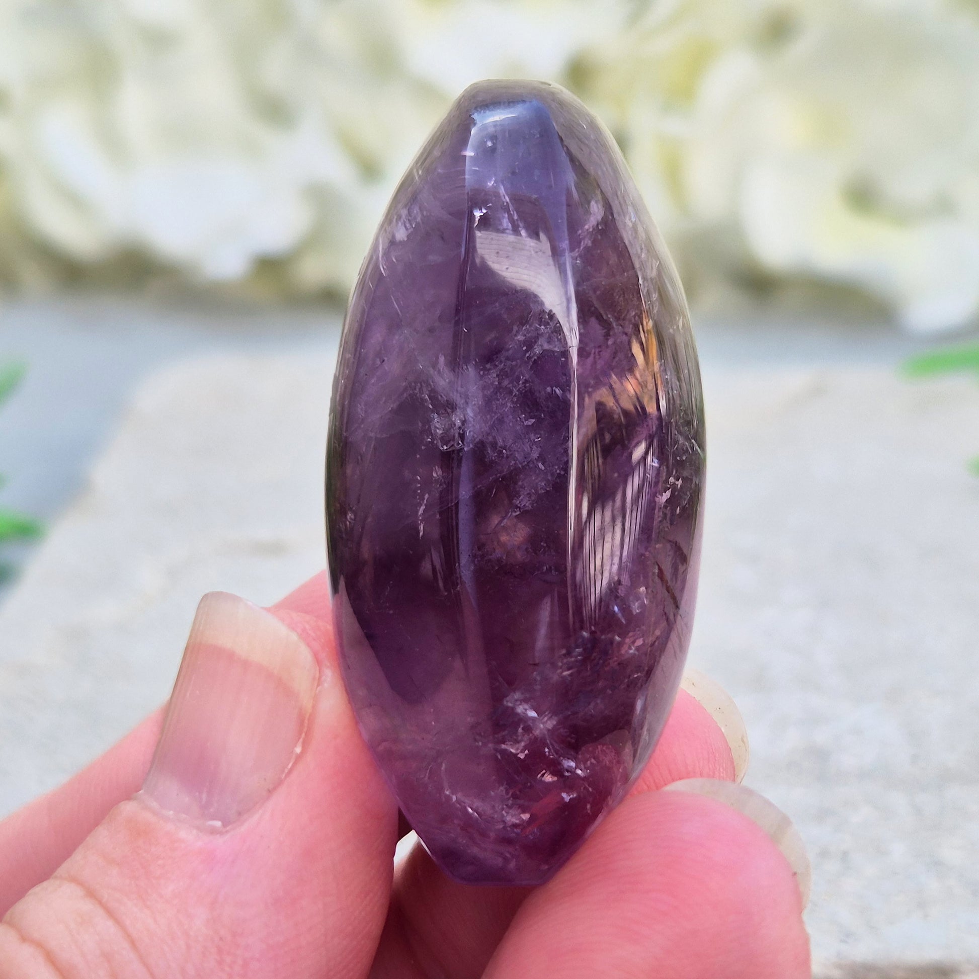 Amethyst palm stone for calm, focus, and balance. Smooth, soothing, and ideal for meditation or everyday grounding. Beautiful quality and easy to hold.