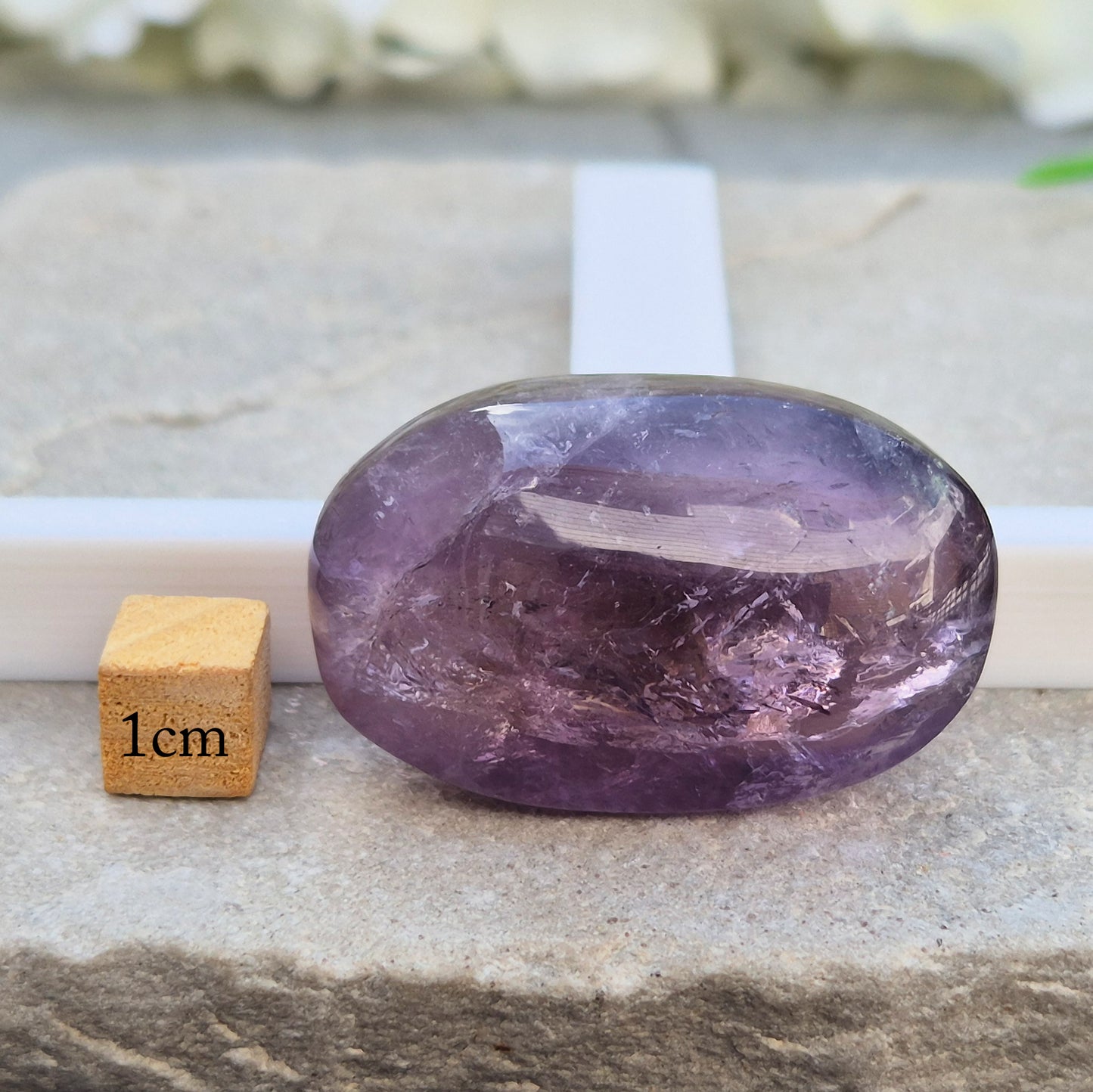 Amethyst palm stone for calm, focus, and balance. Smooth, soothing, and ideal for meditation or everyday grounding. Beautiful quality and easy to hold.