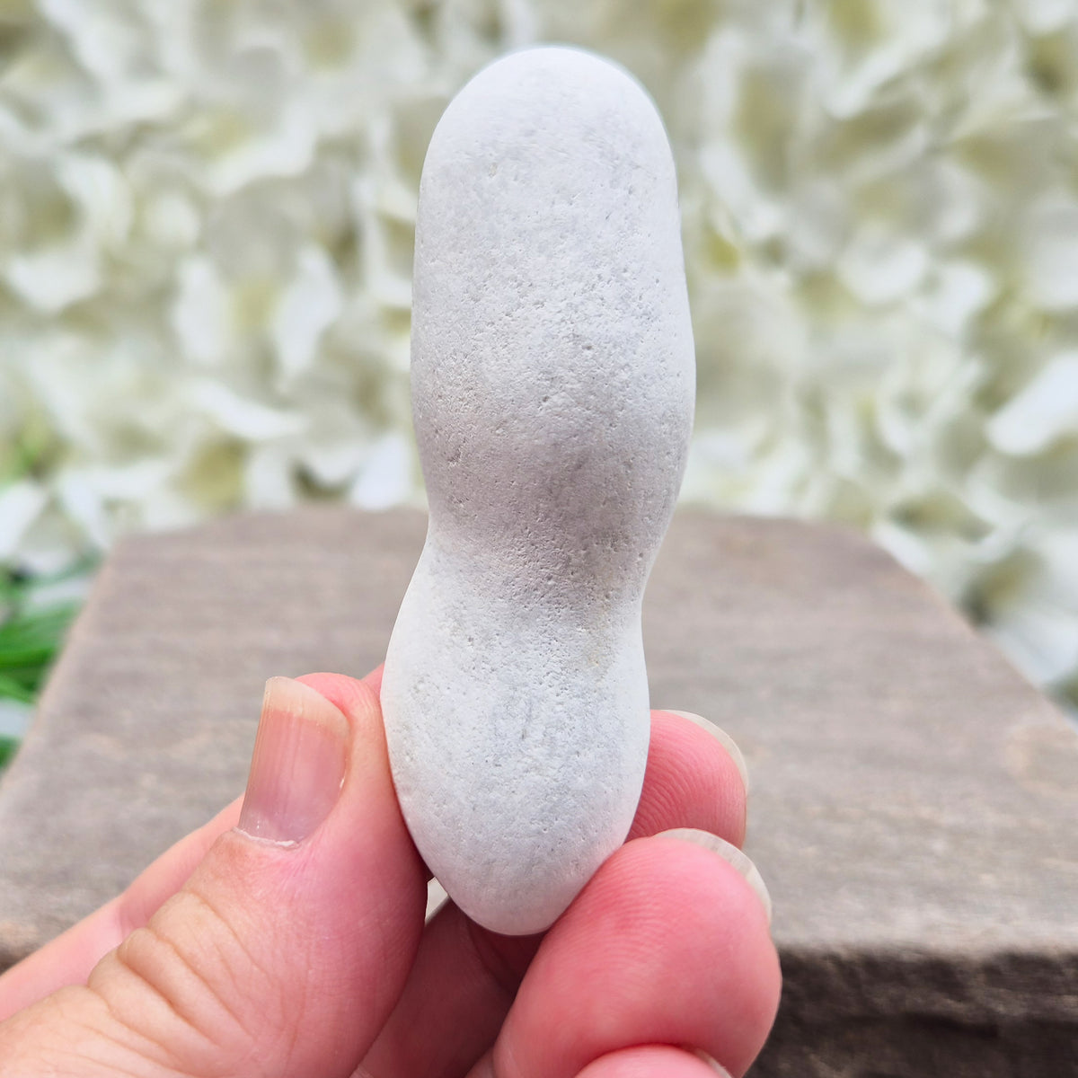 Menalite Freeform from Morocco – Goddess Stone of feminine wisdom, grounding and transformation. A nurturing crystal for meditation and life’s cycles.
