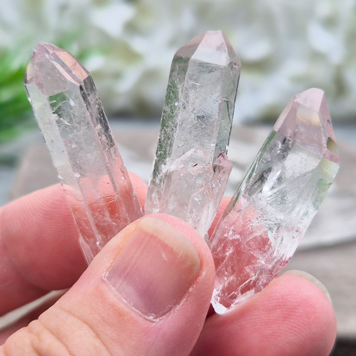 Shop natural mini clear quartz points, 100g of assorted sizes. Known for clarity, focus and amplifying intention — perfect starter crystals or thoughtful gifts.