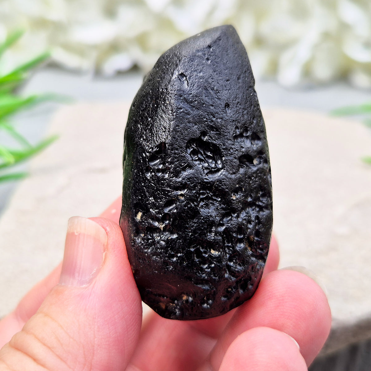 Natural Black Tektite to strengthen grounding, release blockages, and support personal growth. Ideal for energy work and transformation.