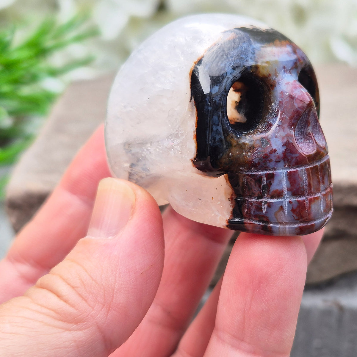 Polished Sardonyx crystal skull. Grounding stone for strength, discipline and protection. Supports focus, stability and confident decision-making.