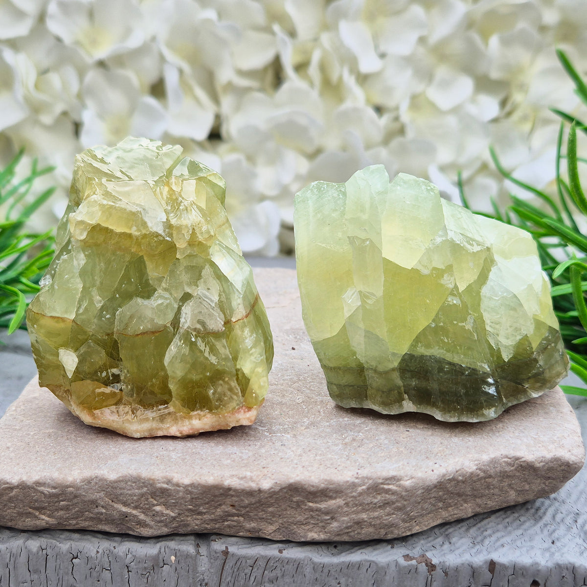 Soothing Green Calcite chunk that encourages release, emotional balance and gentle renewal. Ideal for heart-centred energy work and fresh starts.
