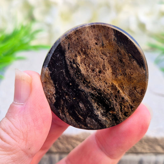 Brown & Black Obsidian Disk: A powerful blend of grounding, protection, emotional healing, and transformation. Perfect for balance, resilience, and growth.