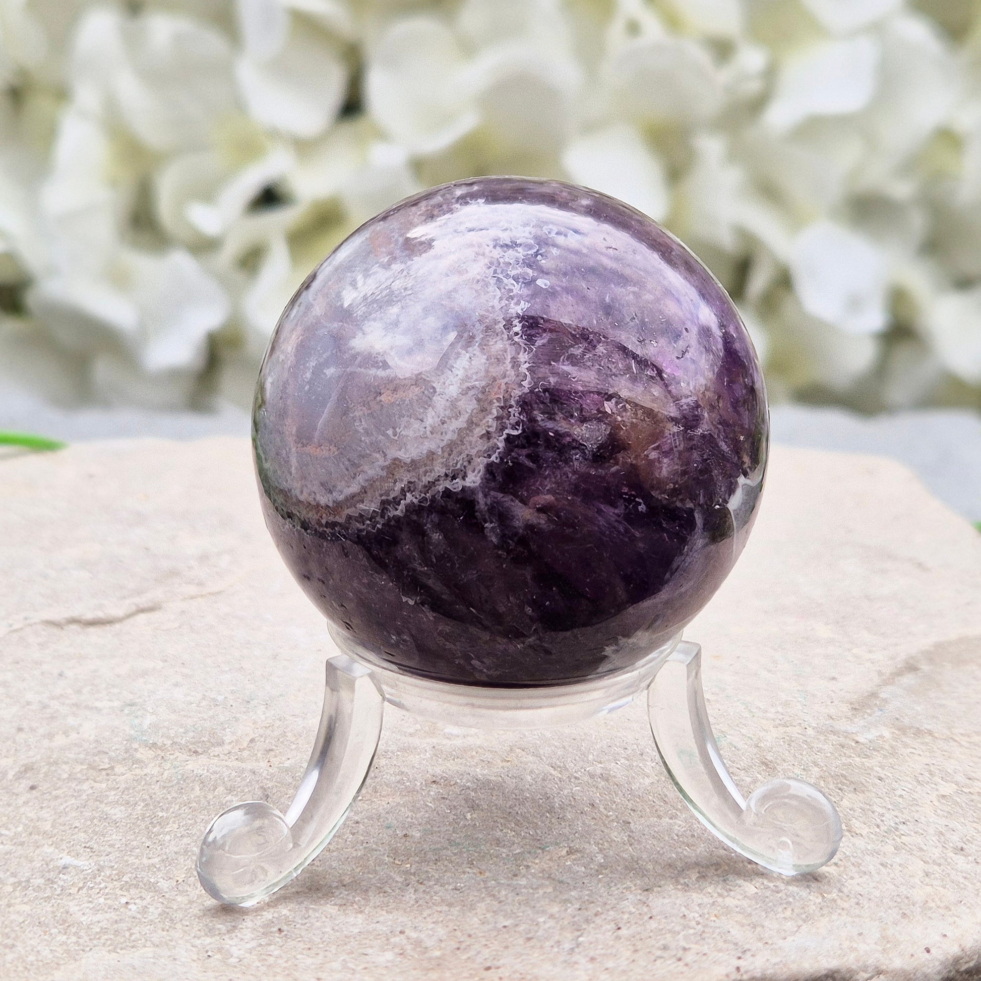 Chevron Amethyst crystals repel negative energy and cleanses your aura. Perfect for resolving problems and taking action. Enhance your intuition.
